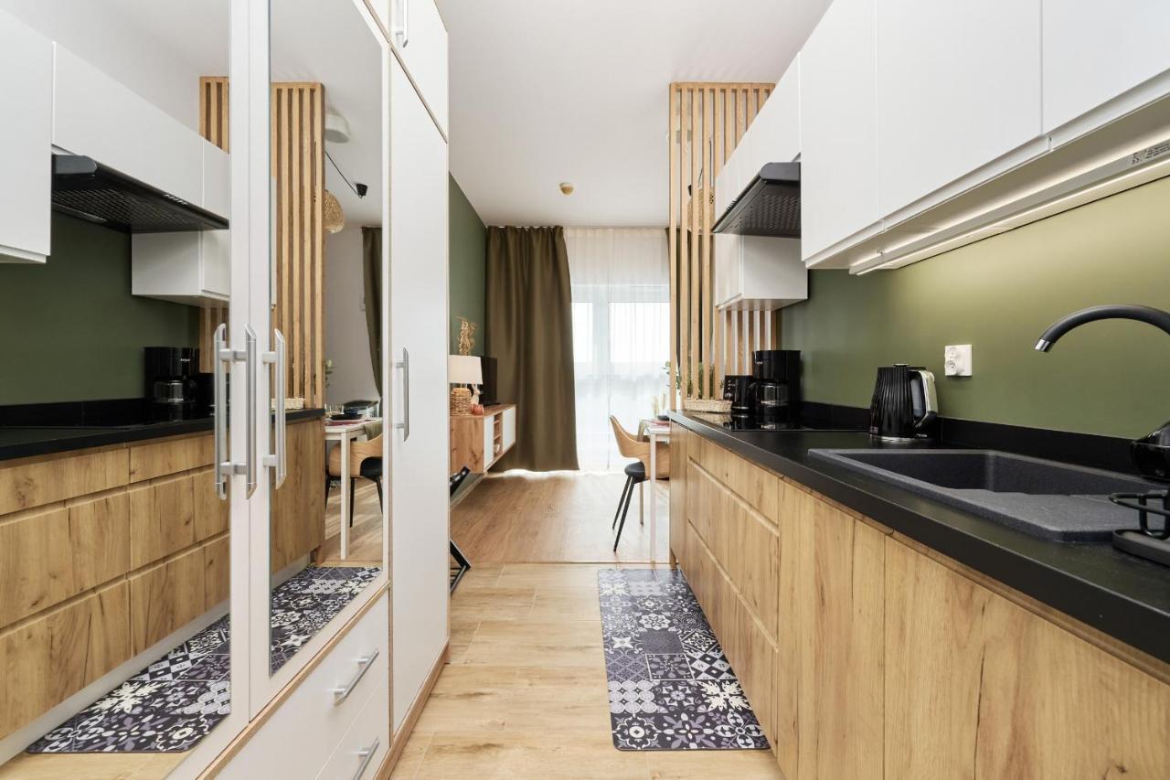 City Panorama Studio Apartments Jaworska 4 By Noclegi Renters Wroclaw Luaran gambar