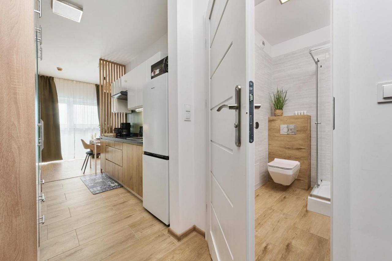 City Panorama Studio Apartments Jaworska 4 By Noclegi Renters Wroclaw Luaran gambar